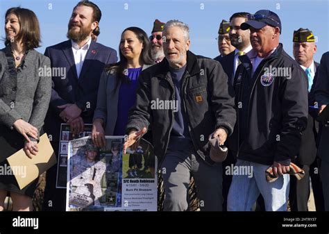 Jon Stewart Pact Act Hi Res Stock Photography And Images Alamy