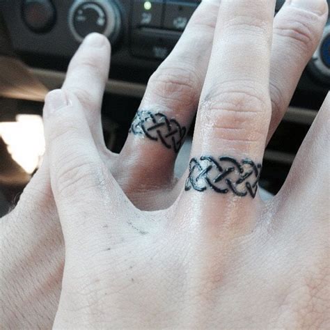 Ring Tattoos Mit Ihrer Bedeutung