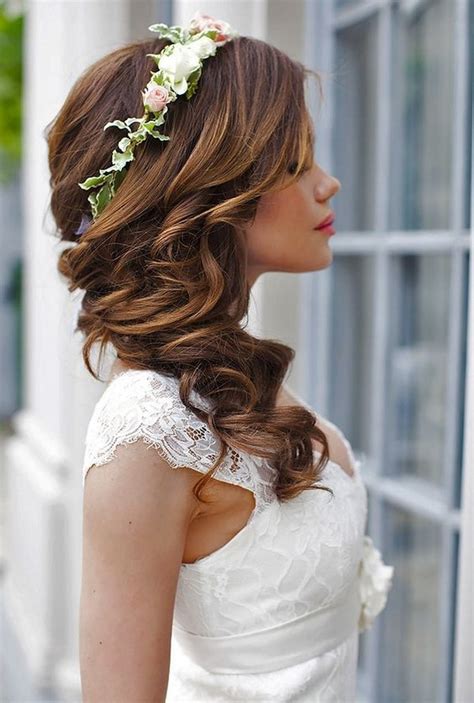 18 Gorgeous Wedding Hairstyles With Flower Crown