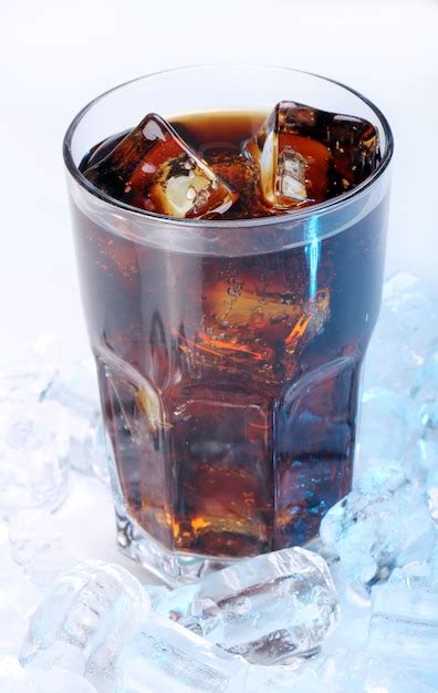 Neues Cola Im Glas Kostenlose Foto