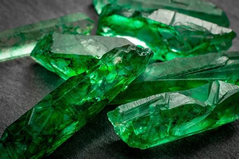 Benefits Of Wearing Emerald Gemstone Witapedia