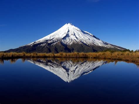 Mount Taranaki, New Zealand - Beautiful places. Best places in the ...