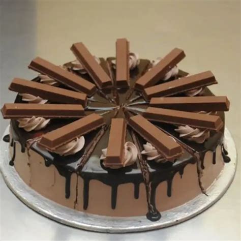 Kitkat Lover Cake City Cakes Online Cake Store In Kathmandu Nepal