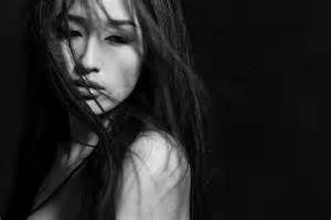 Mai Phương Thúy u buồn chụp ảnh bán nude