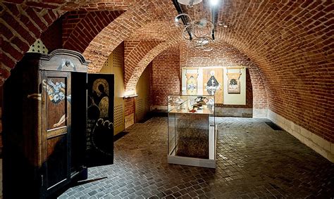 Выставка «Лабиринты сознания» идет в Elohovskiy Gallery | The Art ...