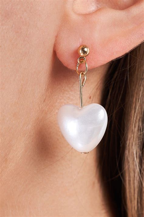 Wholesale Gold Heart Shape Pearl Drop Earrings