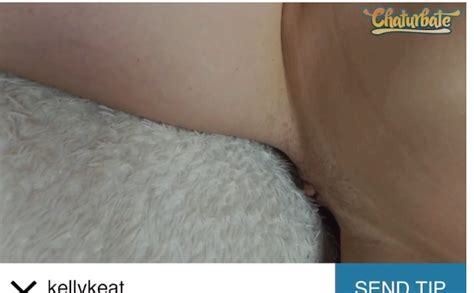 Kellykeat Shows Pussy Briefly 4 25 20