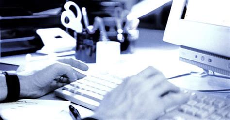 Γνωστή τραγουδίστρια εξομολογείται Είχα περάσει revenge porn Kάποιος celebrities