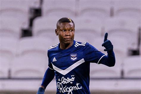 Watford Sign Winger Samuel Kalu From Bordeaux The Athletic
