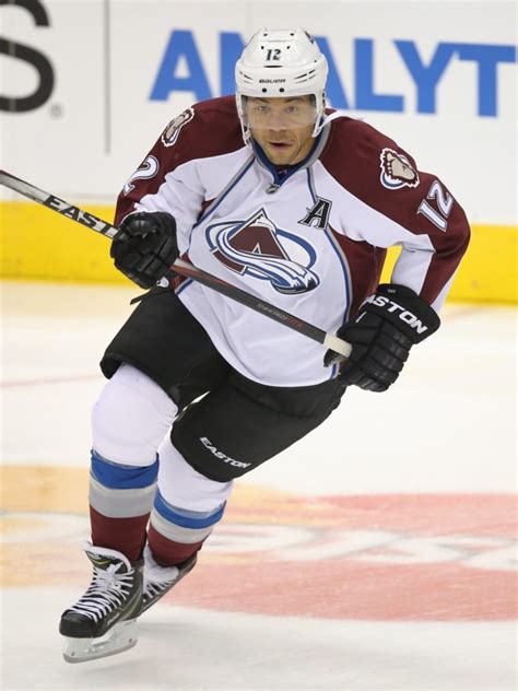 Jarome Iginla Meshing Well With The Avalanche The Hockey Writers