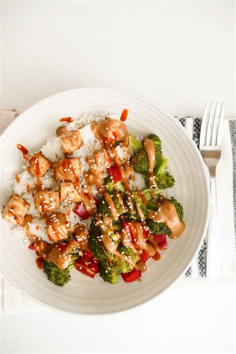 Roasted Broccoli And Tofu Bowls With Peanut Sauce