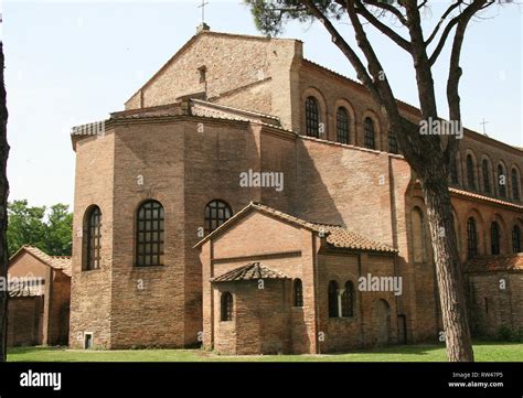 L Italia Ravenna Basilica Di Sant Apollinare In Classe Di Stile