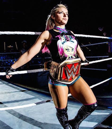 Pin By Unrealized Thoughts On Real Inspiration Wwe Girls Wwe Womens