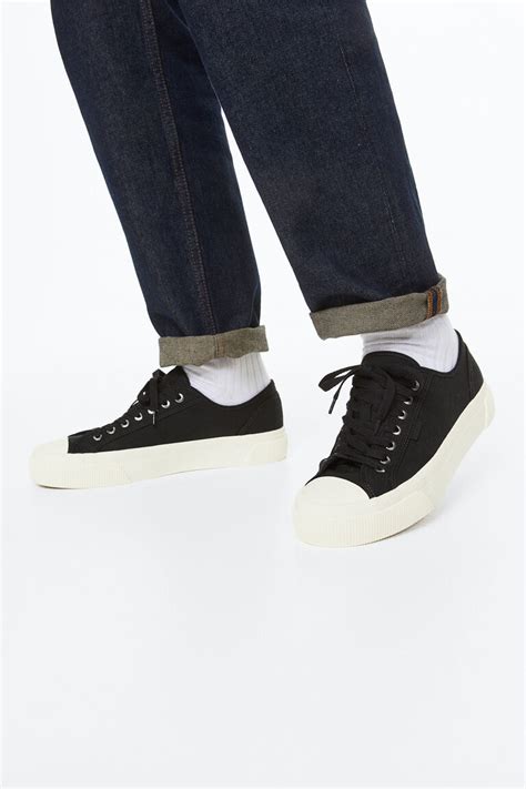 Canvas Trainers