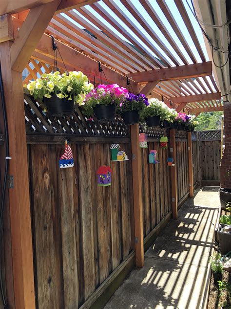 Neighbors are stunned by the beautiful Hide Gardens design 34