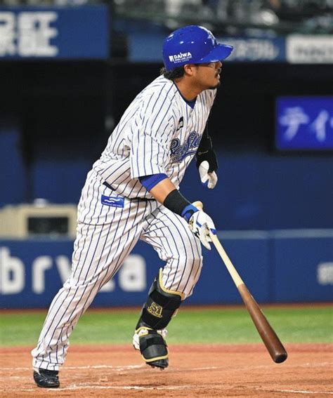 4日ぶりスタメンの宮崎敏郎が初回に走者一掃3点二塁打！オリックス・宮城のチェンジアップをとらえる【dena】：中日スポーツ・東京中日スポーツ