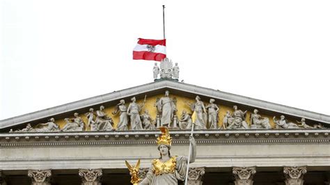 Áustria recusou pedido de asilo de refugiado por não agir como um gay
