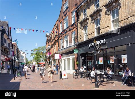 Bunting Starbucks Coffee Shop Cafe Shops Shopping High Pedestria Hi Res