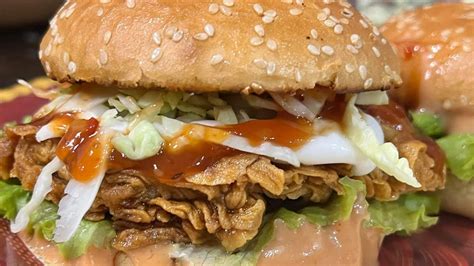 How To Make Zinger Burger Recipe Crispy Chicken Burger Recipe KFC Style