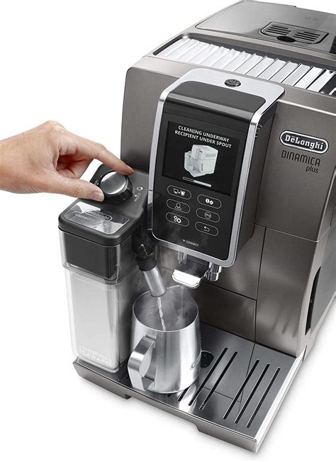 Ivo GRANDIČ Kávovary DeLonghi Ecam 370 95 T Dinamica Plus kávovar