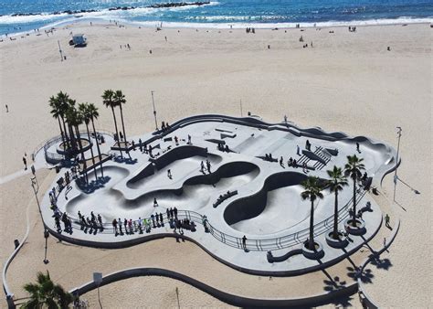 Venice Beach Skate Park Wallpapers - Top Free Venice Beach Skate Park Backgrounds - WallpaperAccess