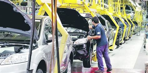 Alerta En La Argentina Caen Las Ventas De Autos En Brasil