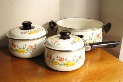 Vintage Enamelware Cookware Set Floral Cooking Pans Flower