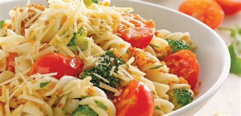 Broccoli And Cherry Tomato Pasta