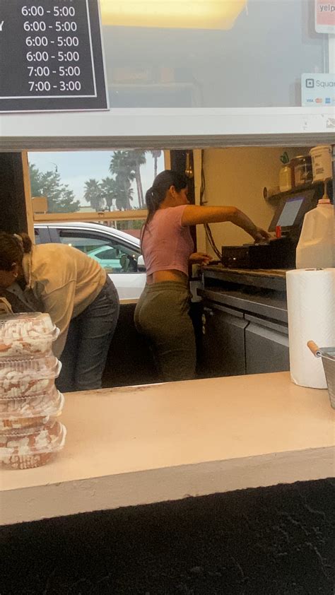 Quick Pics Bubble Butt Latina Spandex Leggings Yoga Pants Forum