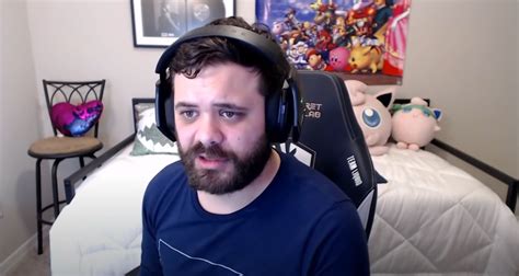 Hungrybox Finally Realizes Why He S So Much Worse At Super Smash Bros