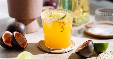 20 Passionfruit Cocktails With Easy Recipes