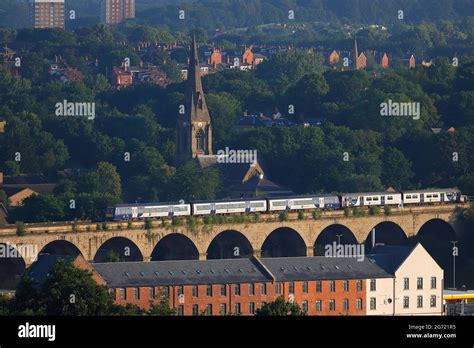 Kirkstall Railway Viaduct Hi Res Stock Photography And Images Alamy