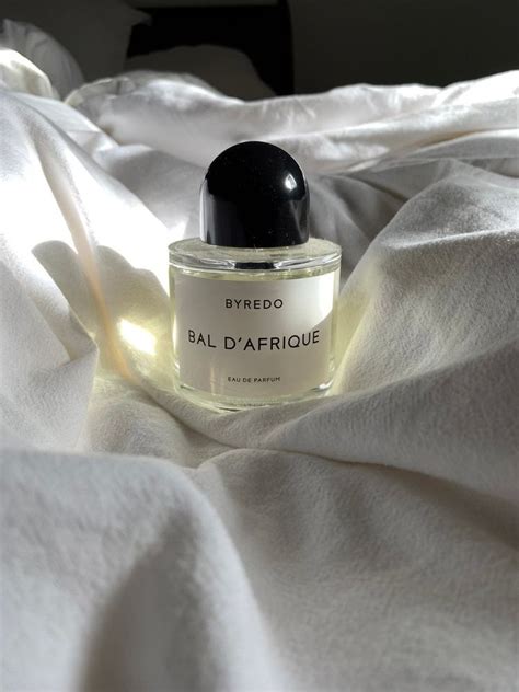 Pin by nastyavdovinaa on фон для инстаграм | Perfume, Perfume ...