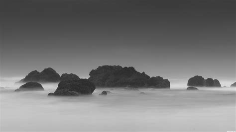 Desktop Wallpaper 4k Resolution Black And White - Grey Sea With Rocks ...