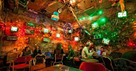 5 Best Bars and Pubs in Budapest: Hungary Experience | Budapest and Bar