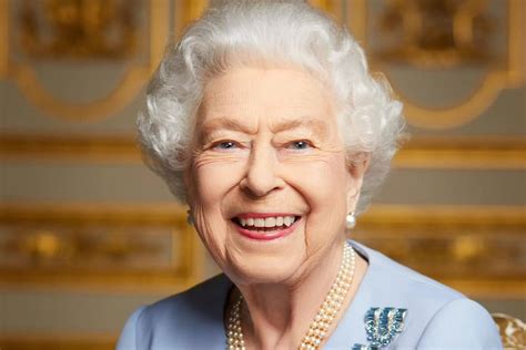 Queen Elizabeth Iis Private Letters Could Unleash Chaos In The Royal