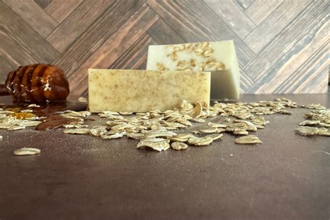 Oatmeal And Honey Goats Milk Soap Gently Cleanses And Moisturizes