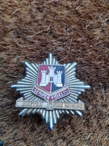 Exeter Fire Brigade 1948 To 1984 2nd Pat Chrome Cap Badge Jsf