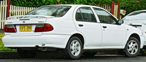 Nissan Pulsar (N15) 1995 - 2000 Specs and Technical Data, Fuel Consumption, Dimensions