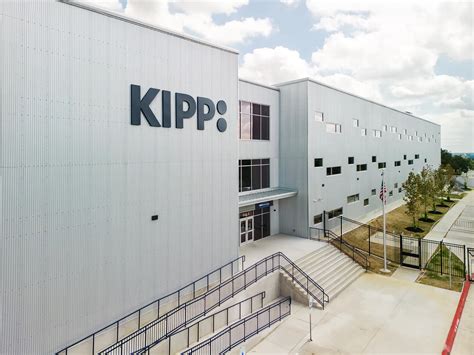 KIPP Texas Somos Campus - What We Build | Linbeck Group