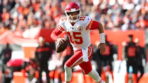 Chiefs vs. Browns: Patrick Mahomes Highlights