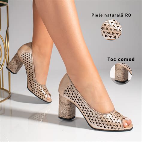 Sandale Dama Cu Toc Gros Si Perforatii Nude Sidefat Din Piele Naturala MOD Modlet