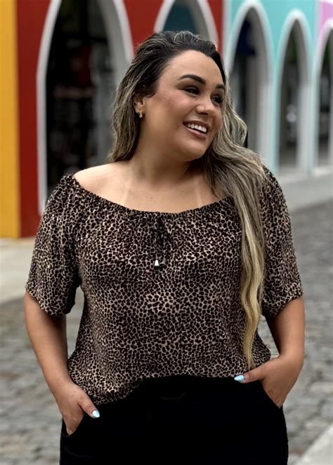 Blusa Plus Size Feminina Ciganinha Estampada Estilo Próprio Moda