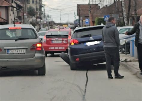 Glas Zapadne Srbije Od Siline Udara Na Pezou Odvalio Se Tocak C