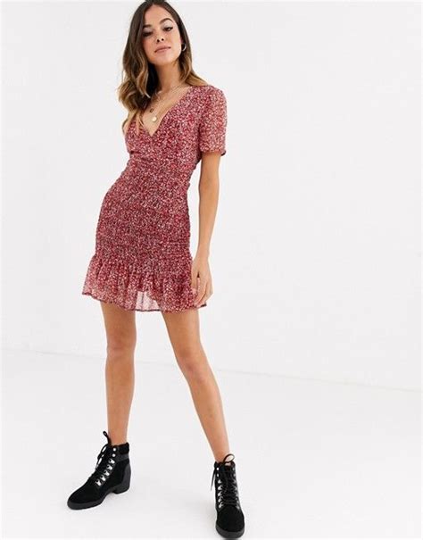 Pullandbear Vneck Ditsy Floral Mini Dress In Red Asos Floral Mini