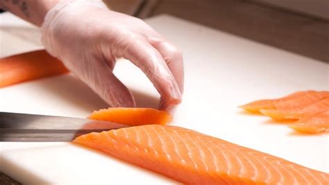 How To Cut Salmon For Nigiri Like A Pro