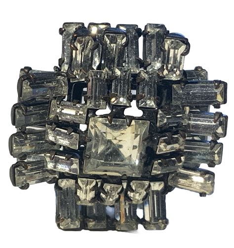 Vintage Schreiner Brooch Unsigned Rhinestone Layered Gem