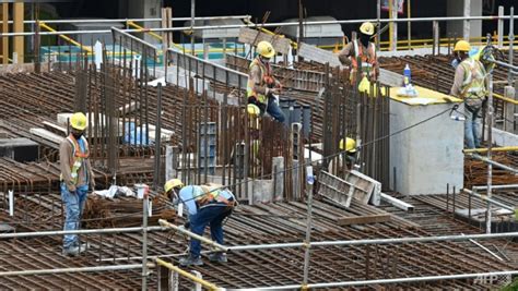 singapore construction firm fined   safety lapses leading