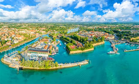 Peschiera Del Garda Navicharters Giro In Barca Lago Di Garda