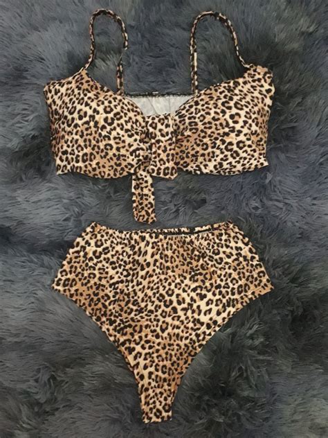 Biqu Ni Hot Pants On A Moda Praia Feminina Delro Nunca Usado Enjoei